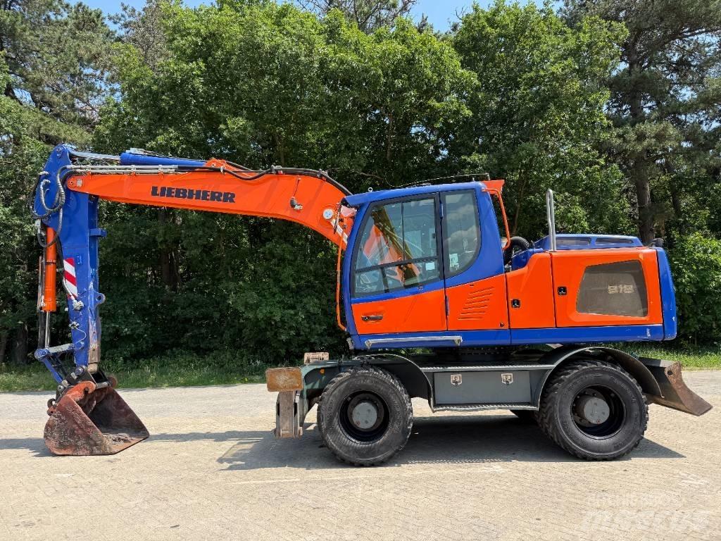 Liebherr A 918 Bageri na kotačima