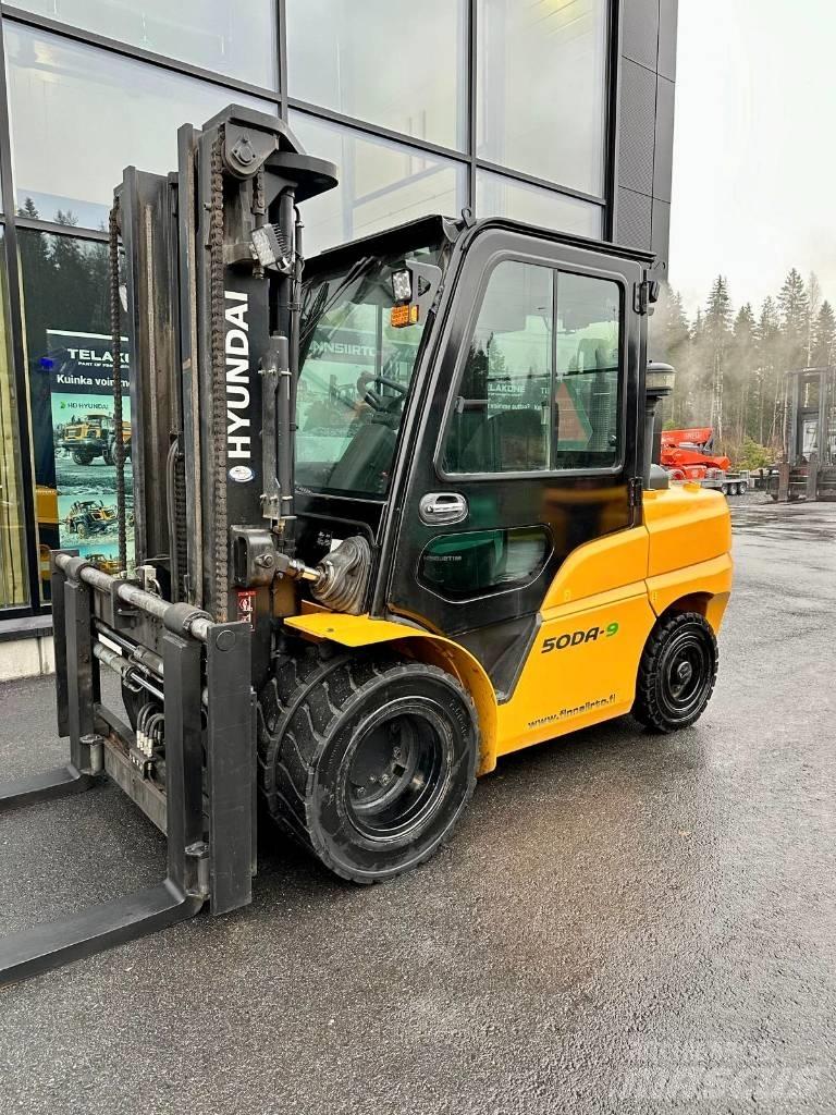 Hyundai 50DA-9 Dizelski viličari