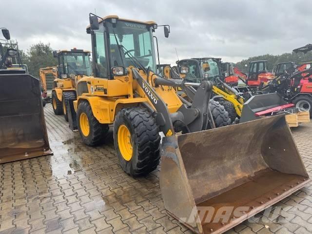 Volvo L 30 G Utovarivači na kotačima