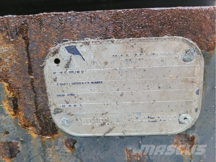 Hyundai HX 300 Bageri gusjeničari