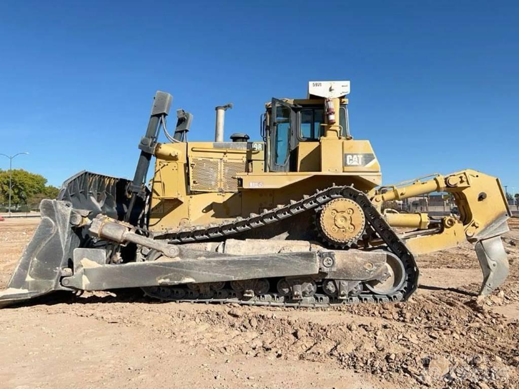 CAT D10R Buldožeri gusjeničari