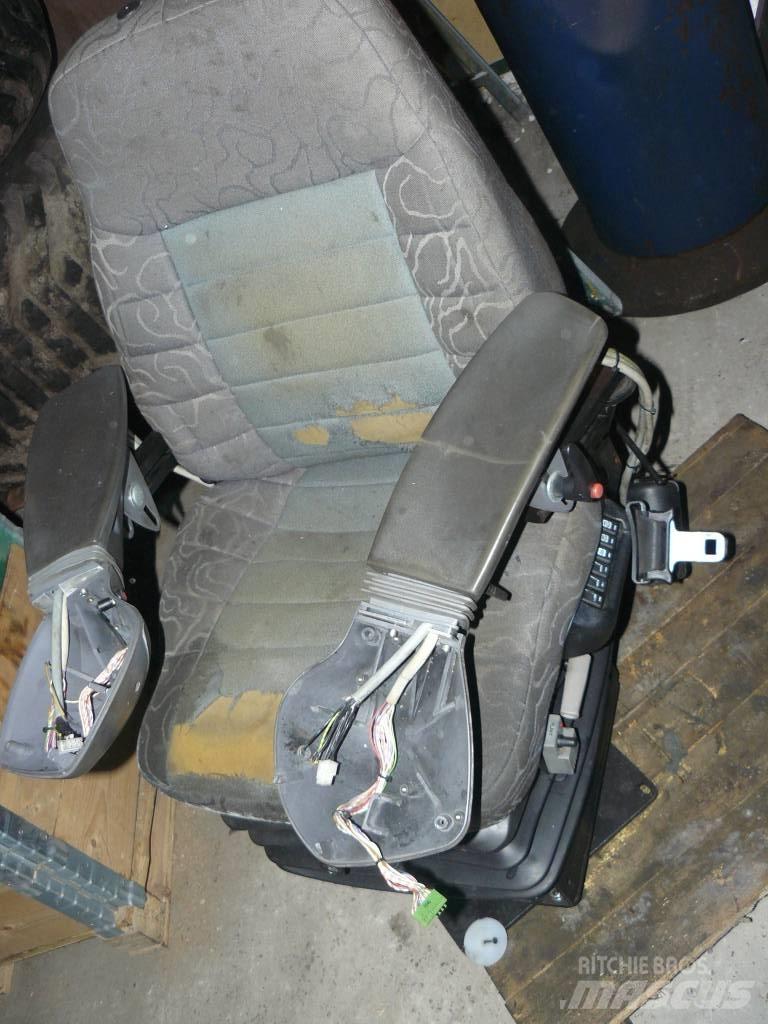 Timberjack 1070D Kabine i unutrašnjost