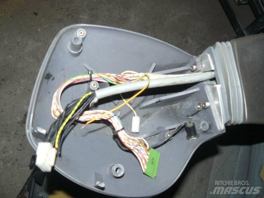 Timberjack 1070D Kabine i unutrašnjost