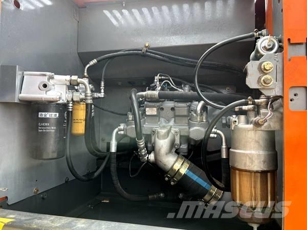 Hitachi zx240 Bageri gusjeničari