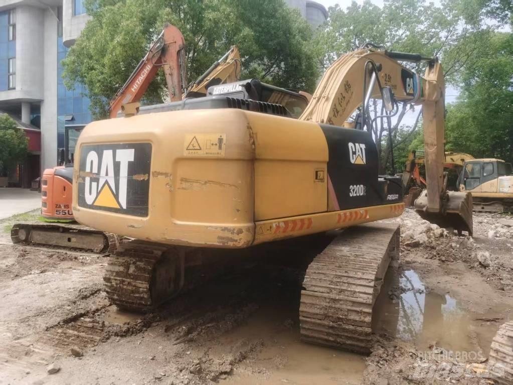 CAT 320d2 Bageri gusjeničari