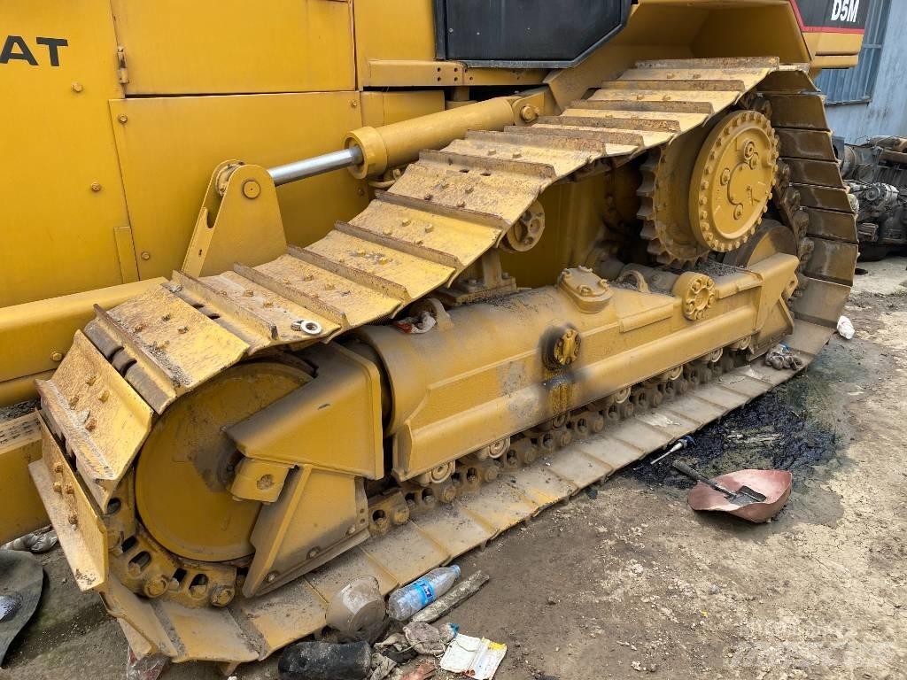 CAT D 5 M LGP Buldožeri gusjeničari