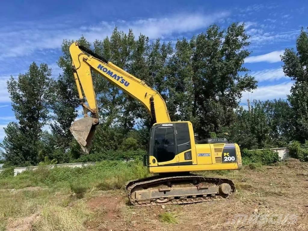 Komatsu PC 200 Bageri gusjeničari