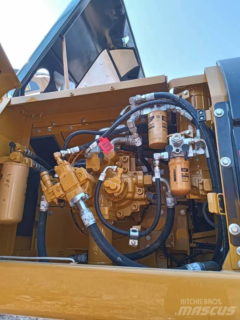 CAT CAT336D2 Bageri gusjeničari