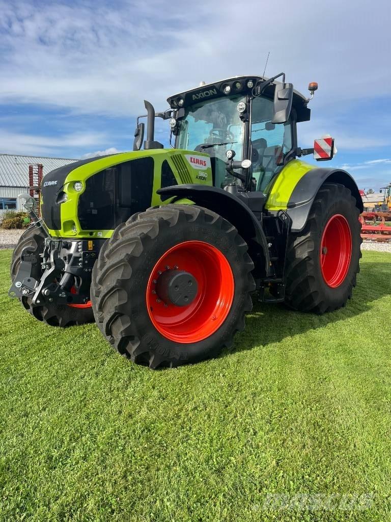 CLAAS Axion 960 Traktori