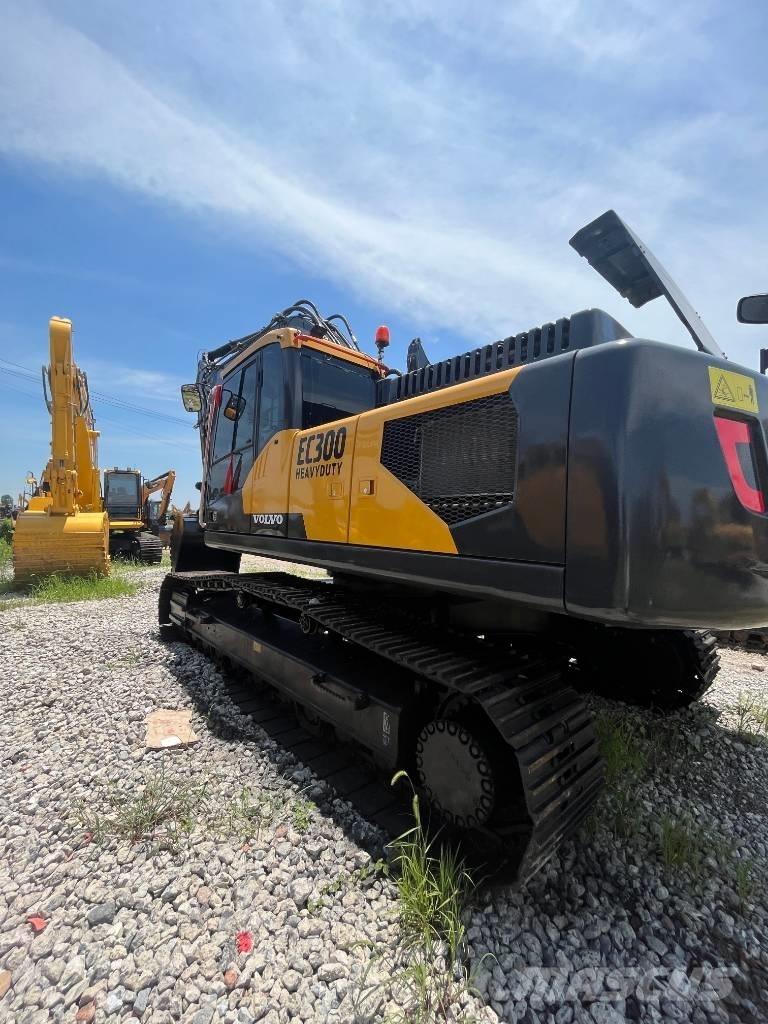 Volvo EC 300 Bageri gusjeničari