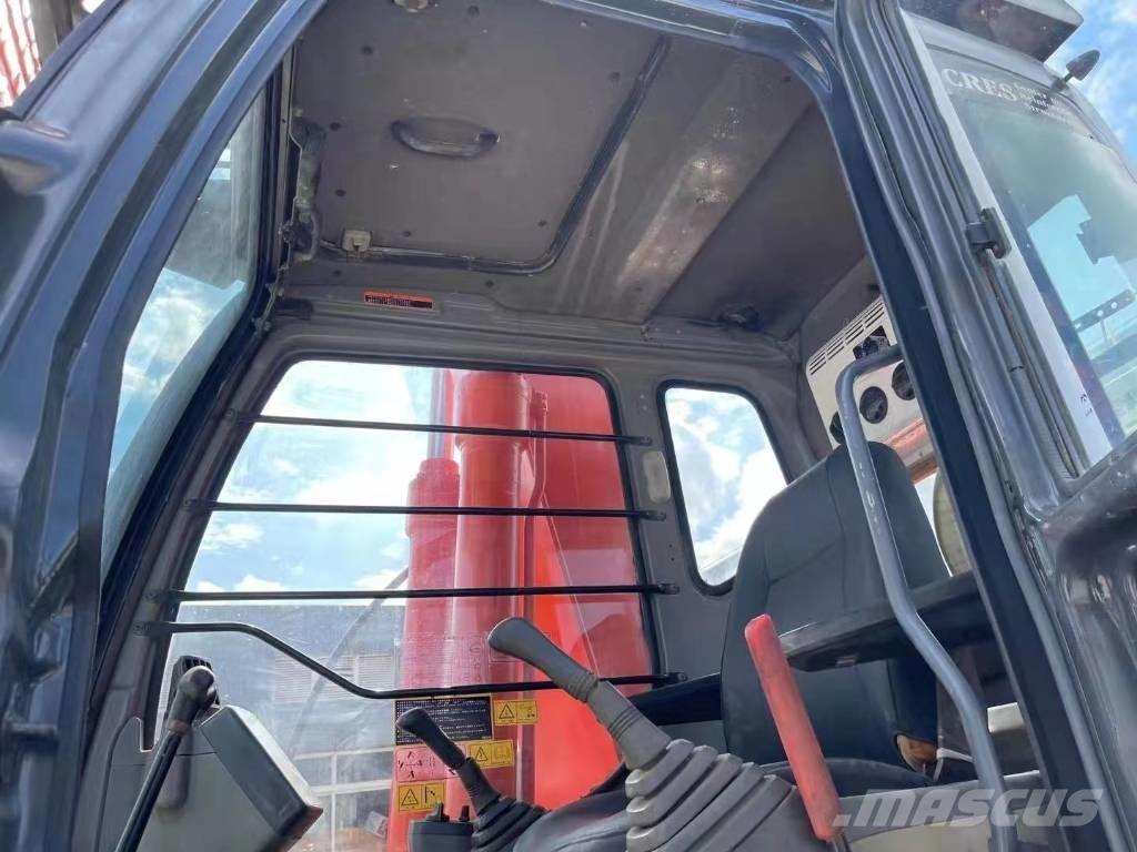 Hitachi ZX 200 C LC Bageri gusjeničari