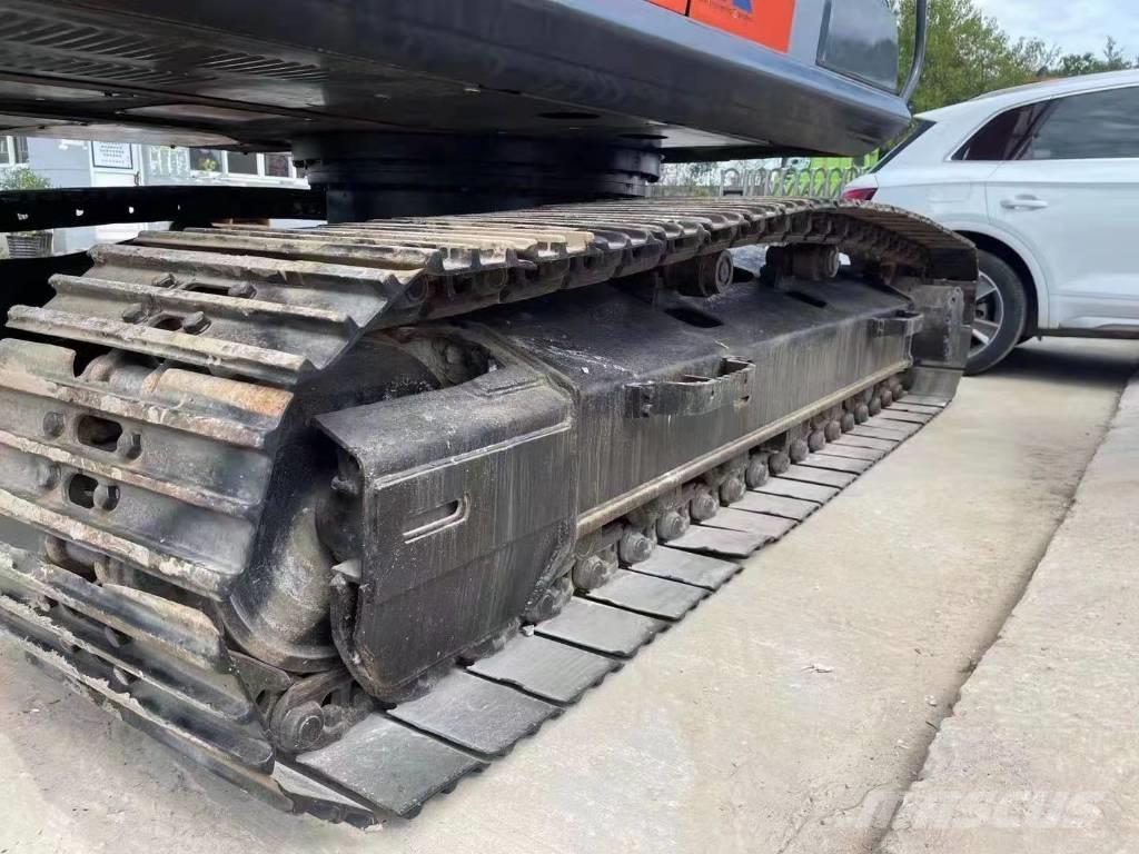 Hitachi ZX 200 C LC Bageri gusjeničari