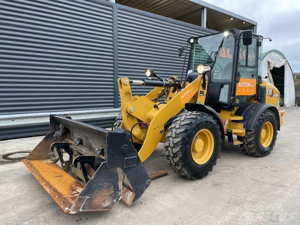 CAT 908M Utovarivači na kotačima