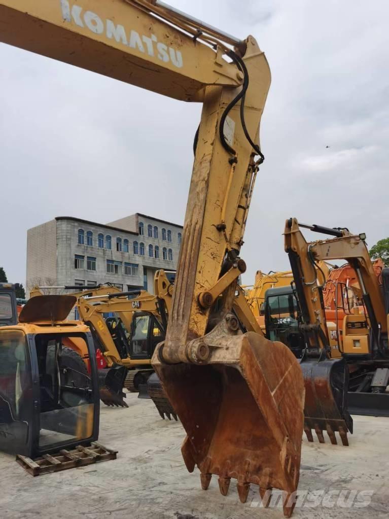 Komatsu PC 220-7 Bageri gusjeničari