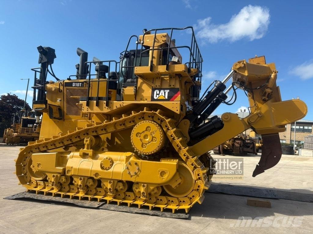 CAT D 10 T 2 Buldožeri gusjeničari