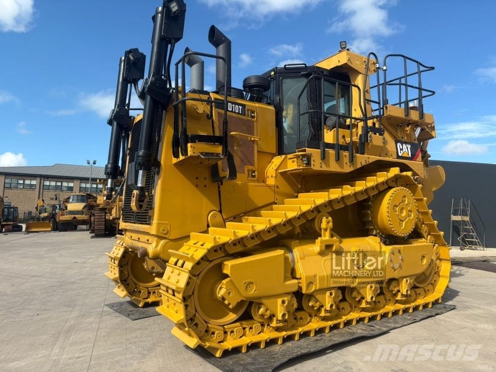 CAT D 10 T 2 Buldožeri gusjeničari