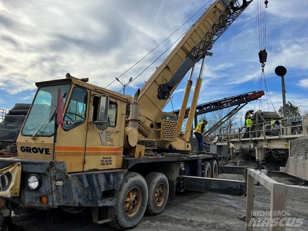 Grove TMS 865 Kranovi sa gusjenicama