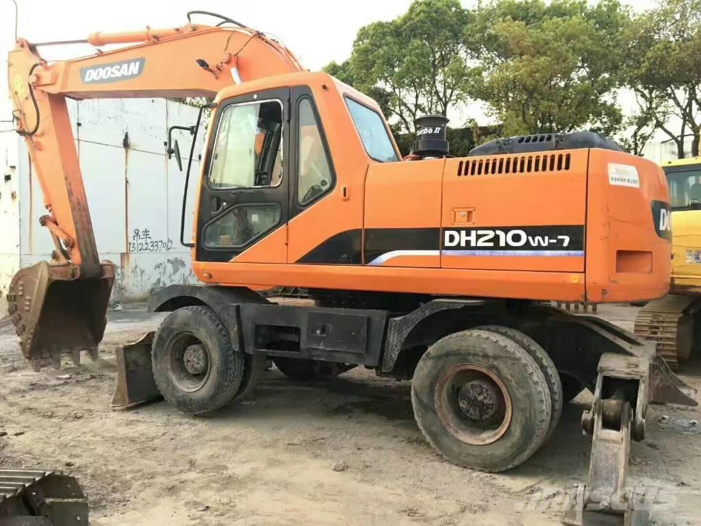 Doosan DH210W-7 Bageri na kotačima