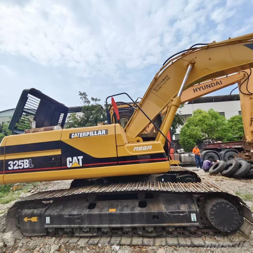 CAT 325 B L Bageri gusjeničari