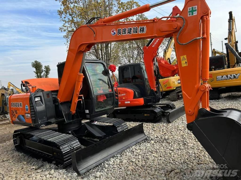 Hitachi 70 Bageri gusjeničari