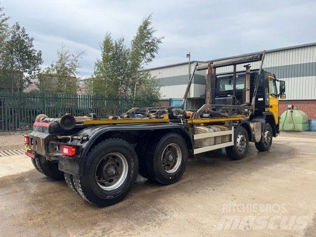 Volvo FM 380 Rol kiper kamioni s kukama za dizanje