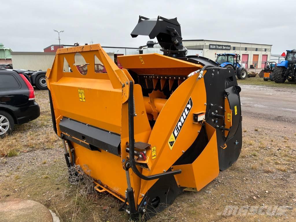 Emily Sigma Hay and forage machine accessories
