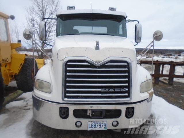 Mack CXU 613 Traktorske jedinice