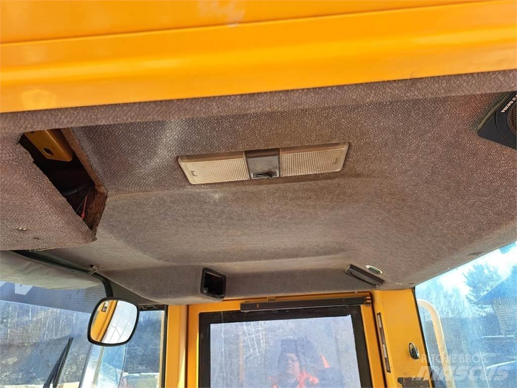 Volvo L180D Građevinarstvo – ostalo