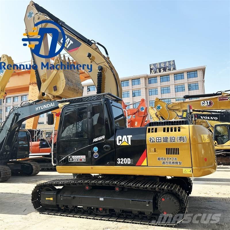 CAT 320 D2 Bageri gusjeničari