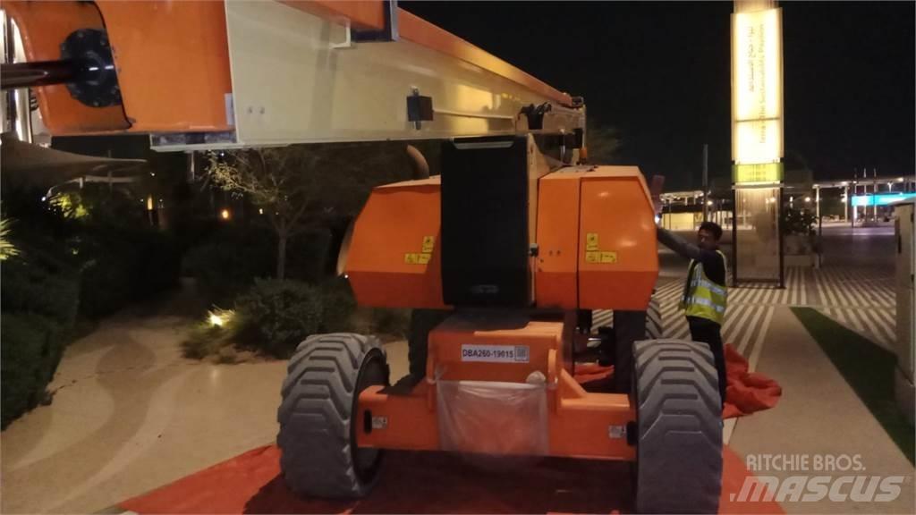 JLG 800AJ Zglobne podizne platforme