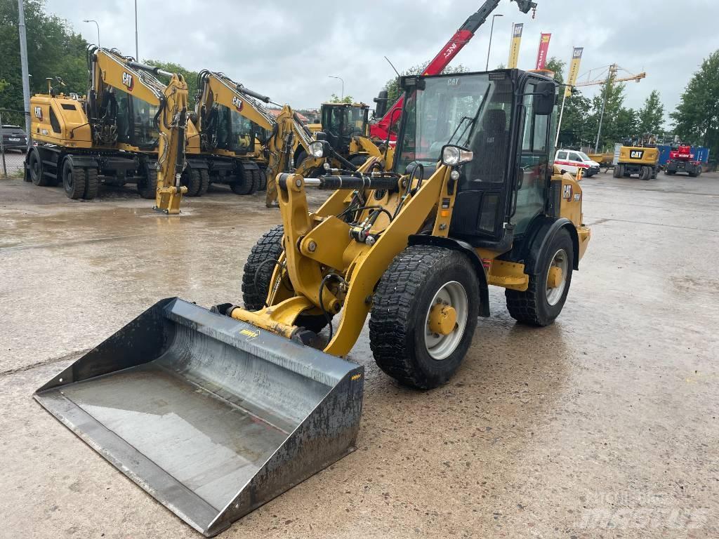 CAT 906 M Utovarivači na kotačima