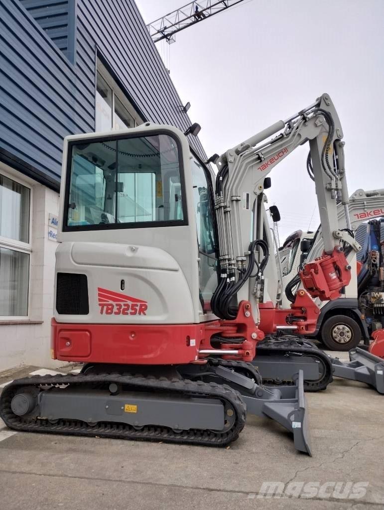 Takeuchi TB 325 R Mini bageri <7t