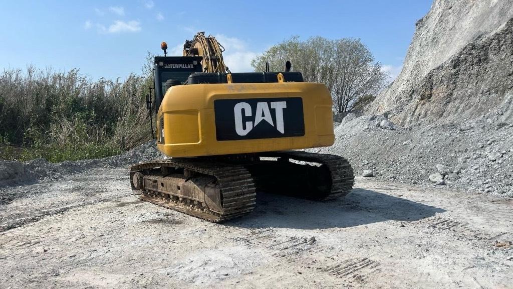 CAT 325DLN Bageri gusjeničari