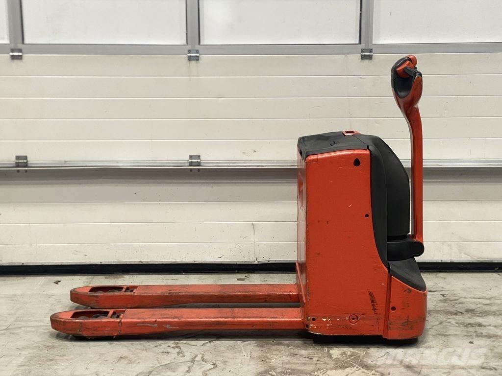 Linde T16 Nisko podizni električni viličar