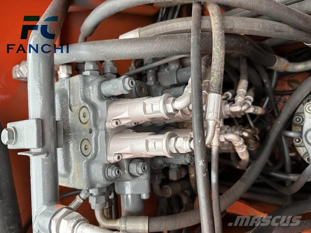 Hitachi ZX 70 Midi bageri 7t – 12t