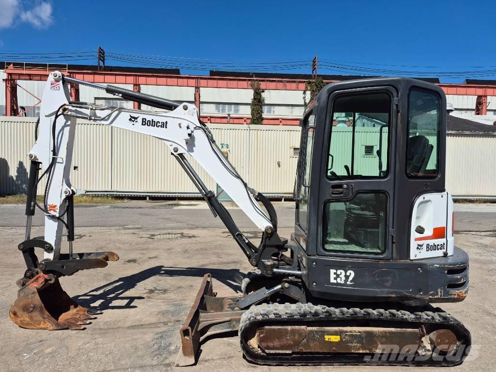 Bobcat E 32 Mini bageri <7t