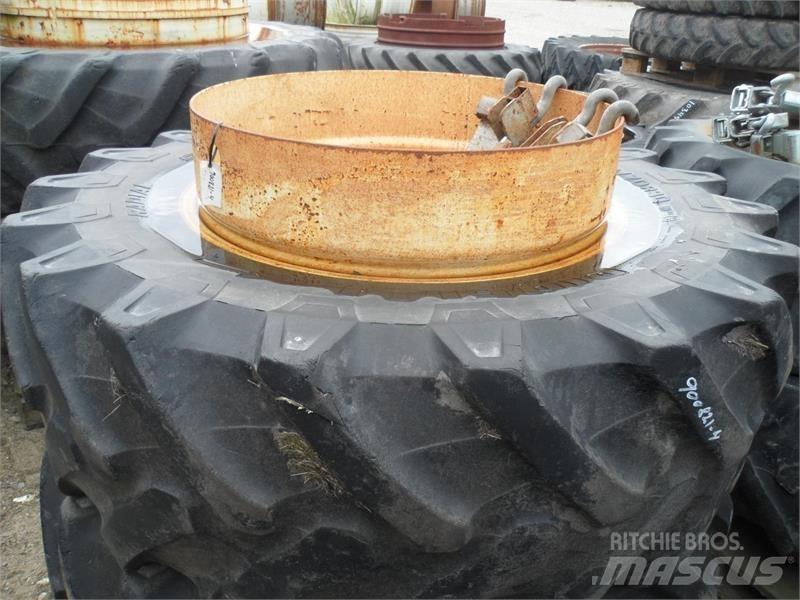  - - - 480/70R30 30" Gume, kotači i naplatci