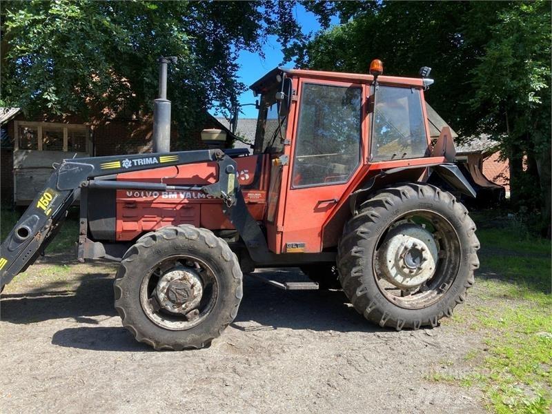 Valmet 705 4WD Traktori