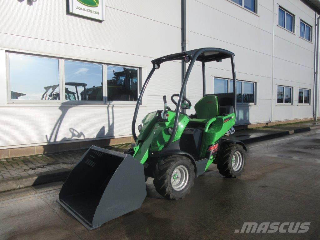 Avant 220 Teleskopski viličari