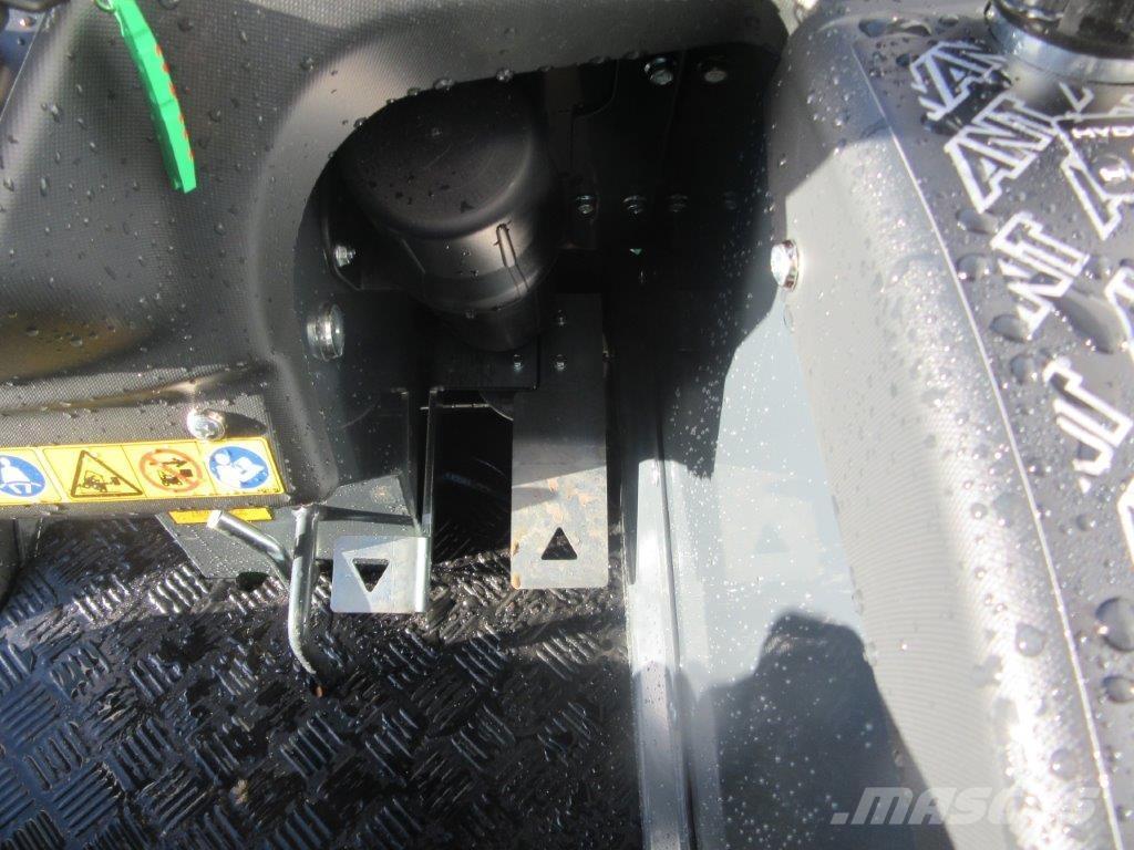 Avant 220 Teleskopski viličari