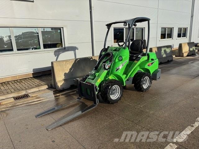 Avant 528 Teleskopski viličari