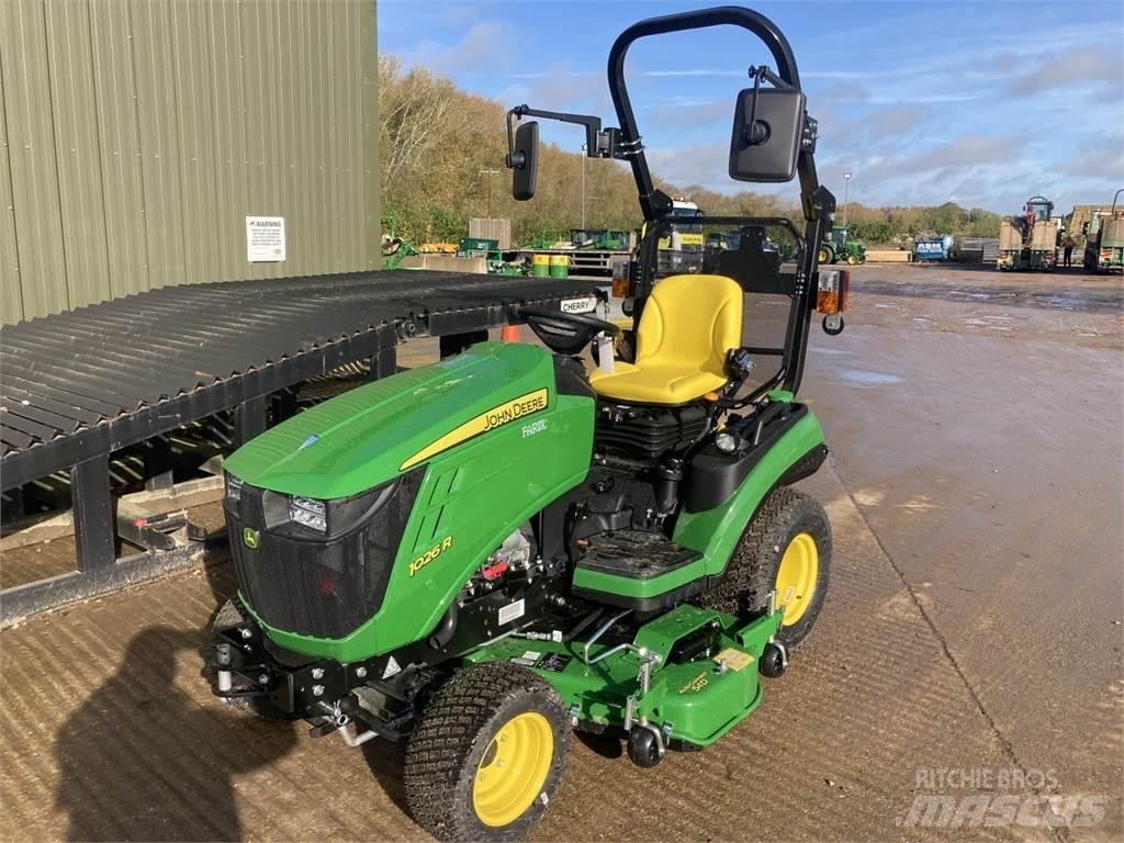 John Deere 1026R Kompaktni (mali) traktori