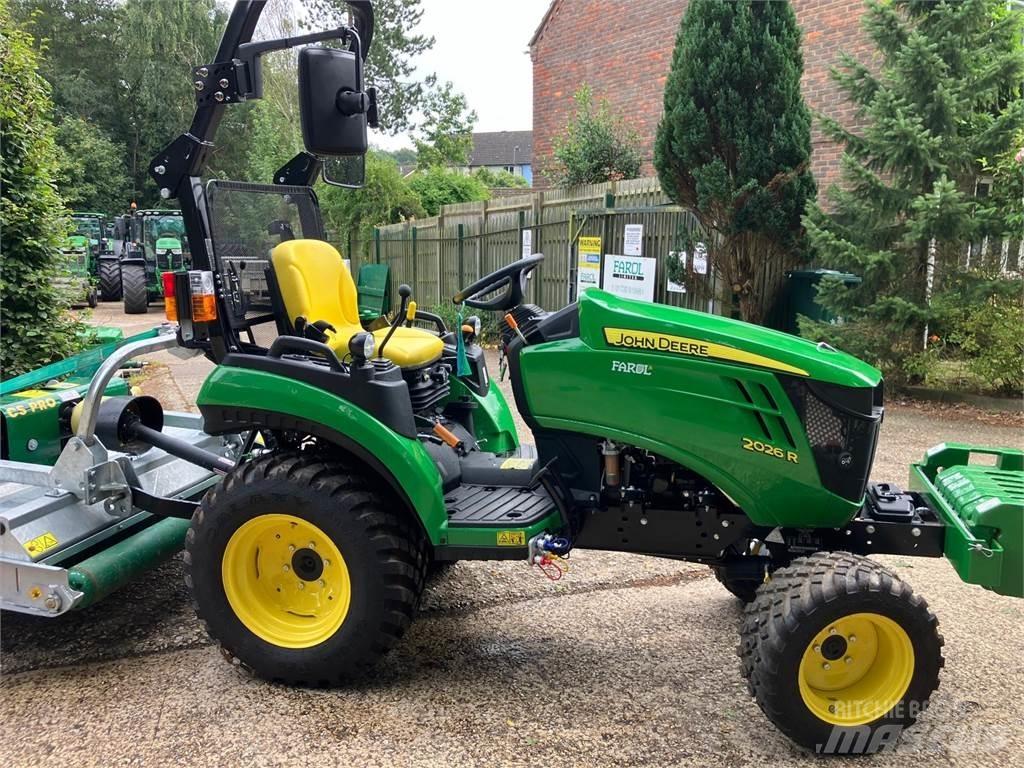 John Deere 2026R Kompaktni (mali) traktori