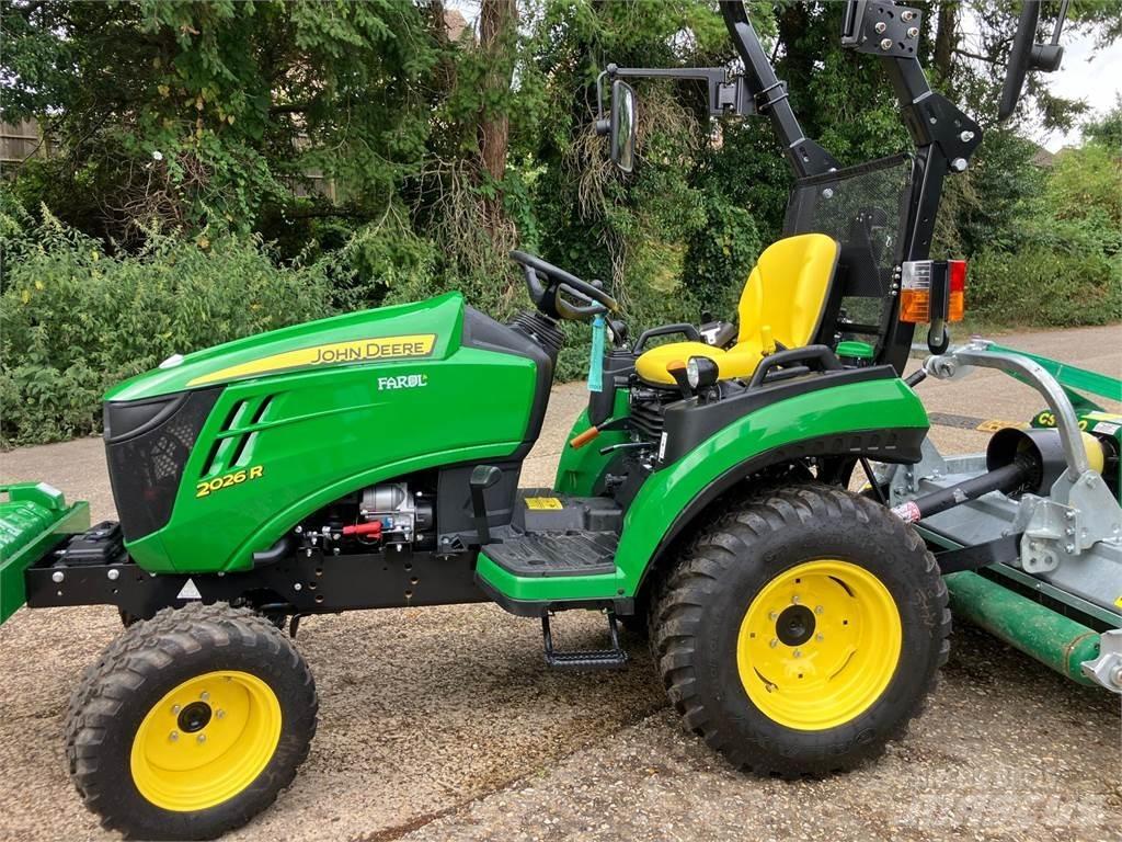 John Deere 2026R Kompaktni (mali) traktori