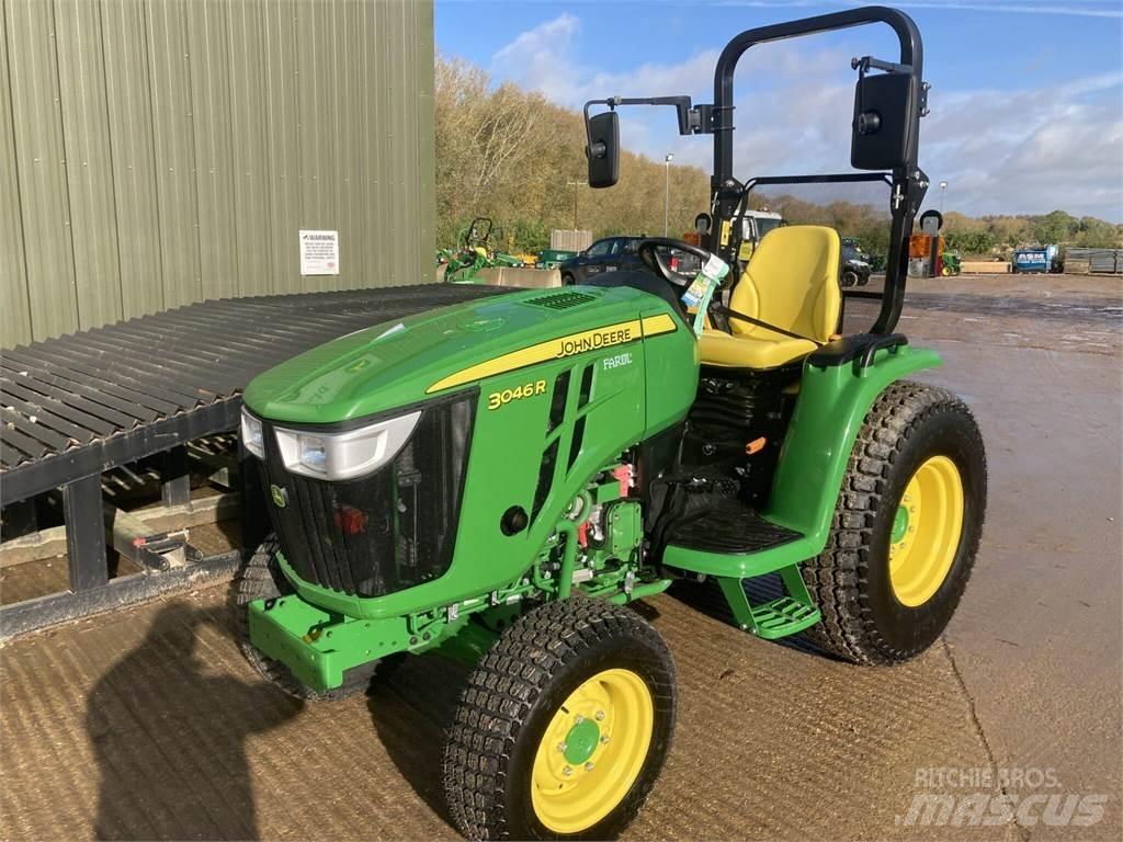 John Deere 3046R Kompaktni (mali) traktori