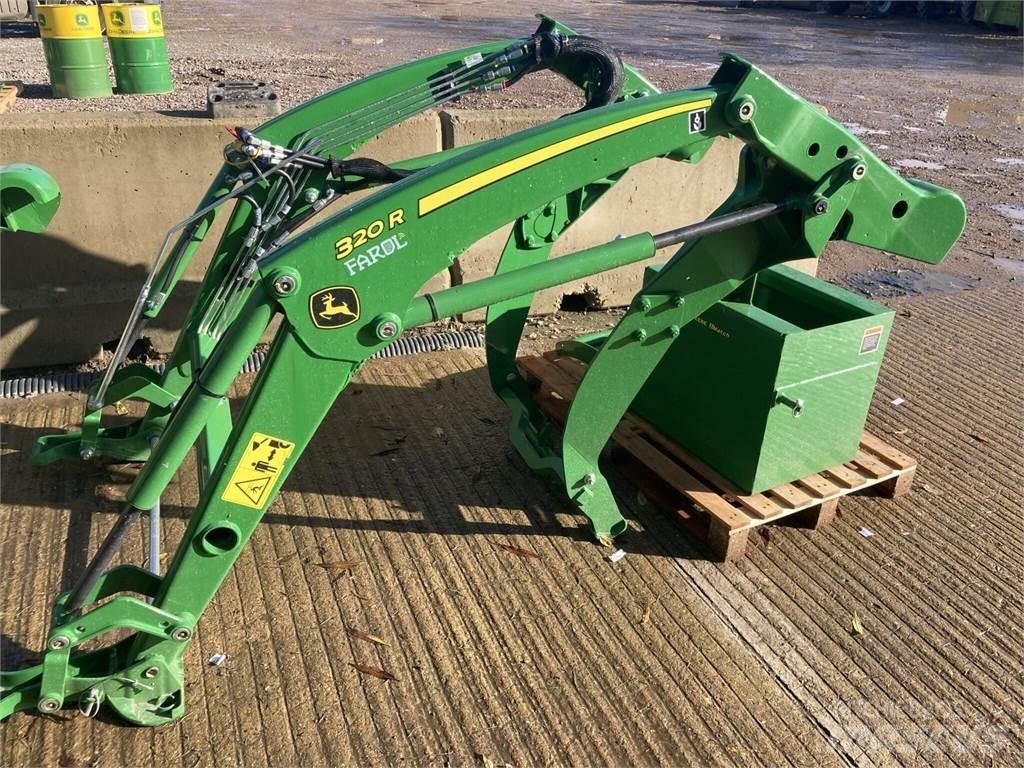 John Deere 320R Kompaktni (mali) traktori