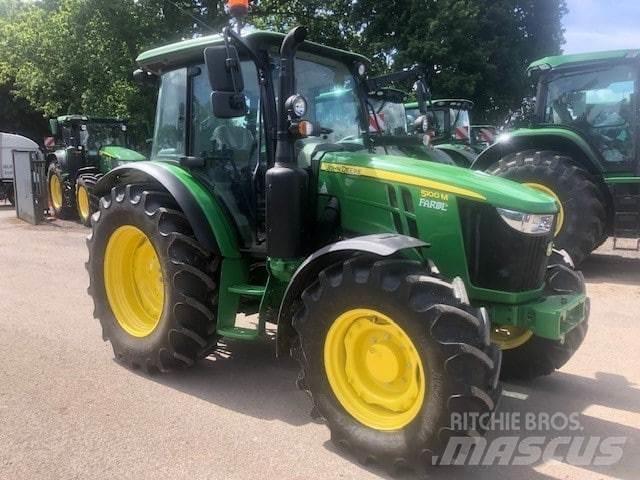 John Deere 5100M Traktori