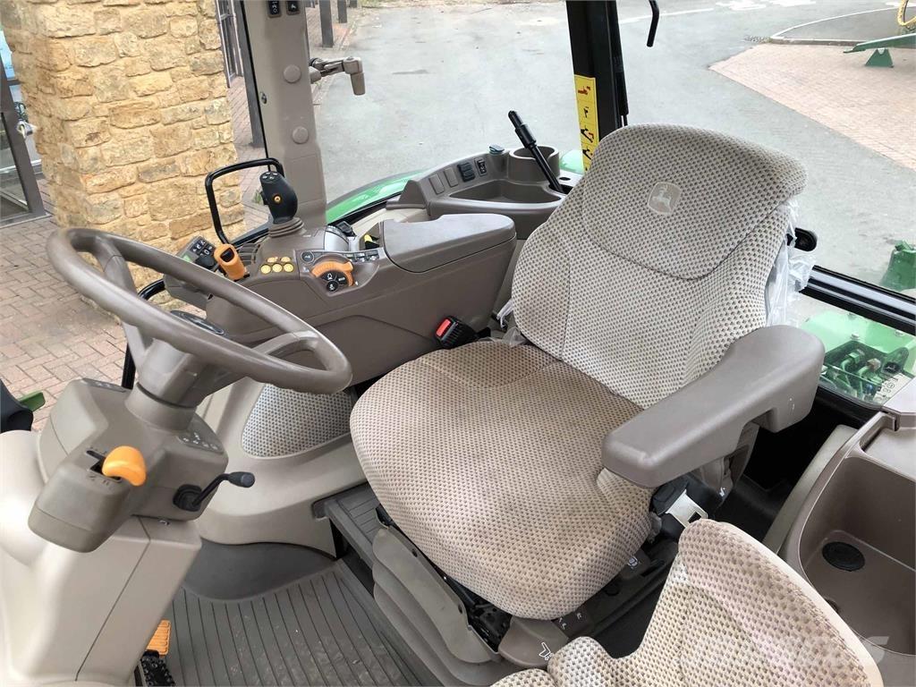 John Deere 5100R Traktori