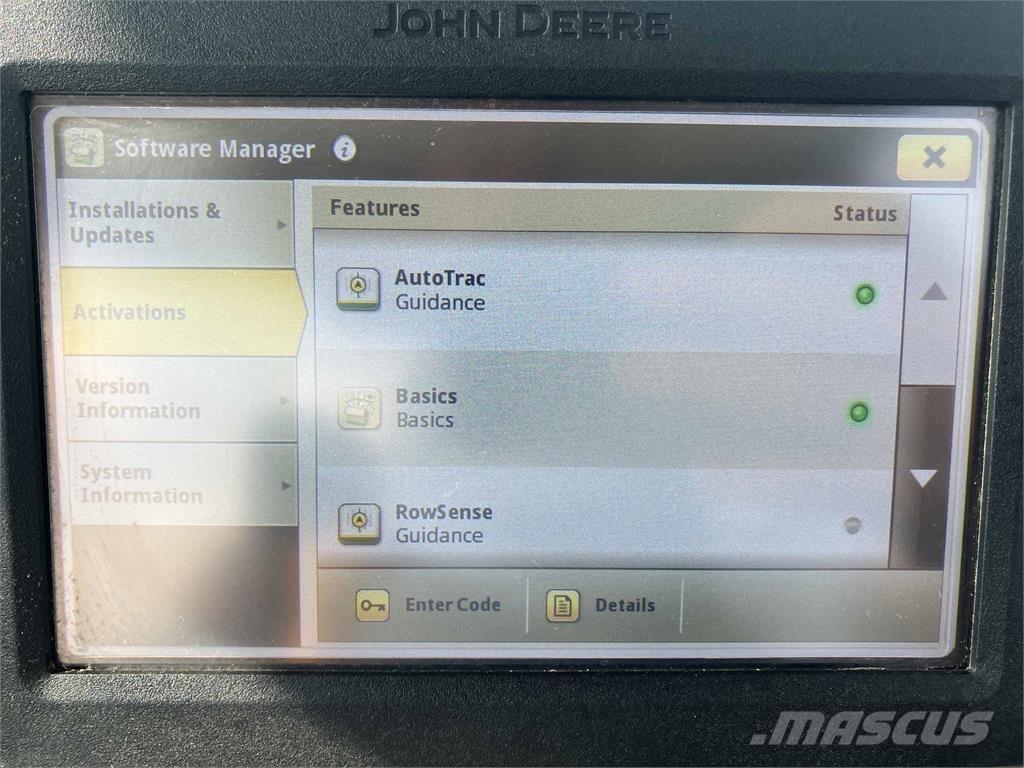 John Deere 6130R Traktori