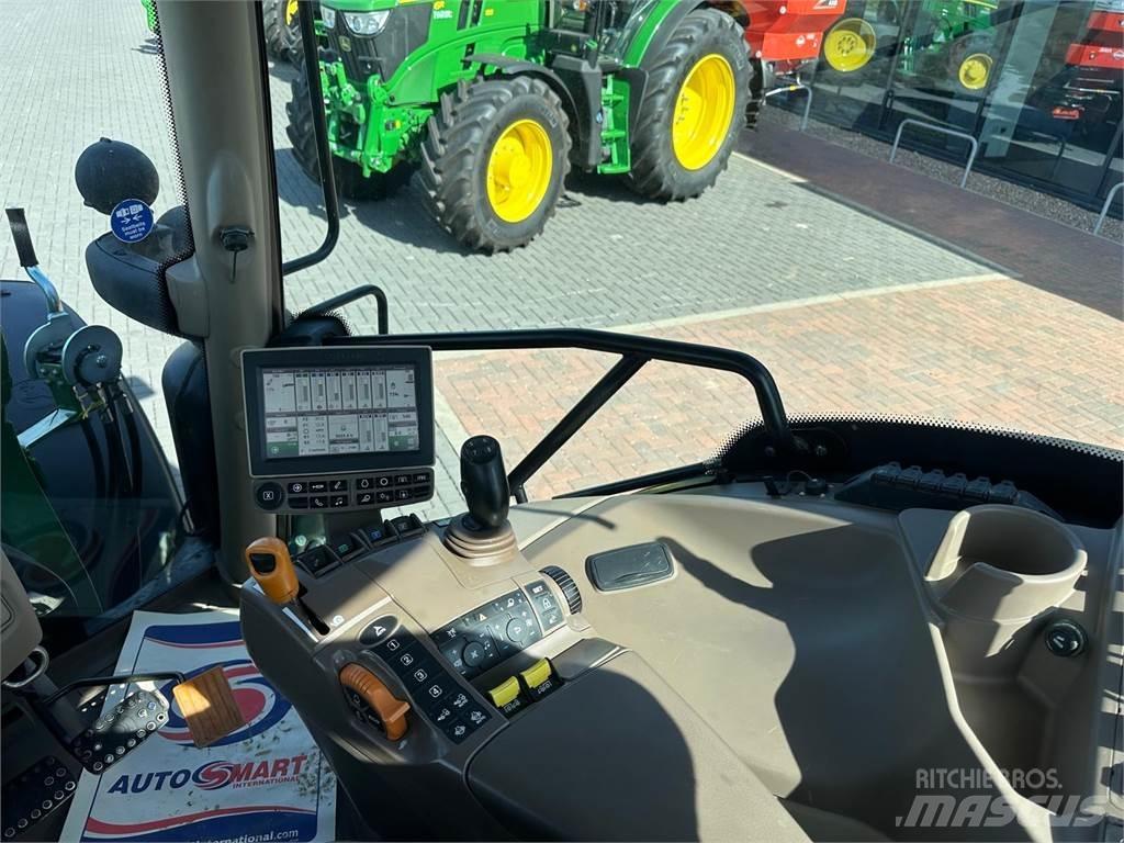 John Deere 6135R Traktori